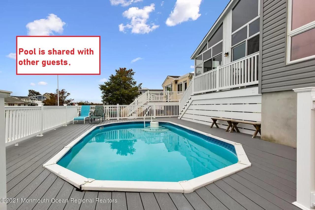 Waterfront Home In Brick With Swimming Pool Access Shore Acres 외부 사진