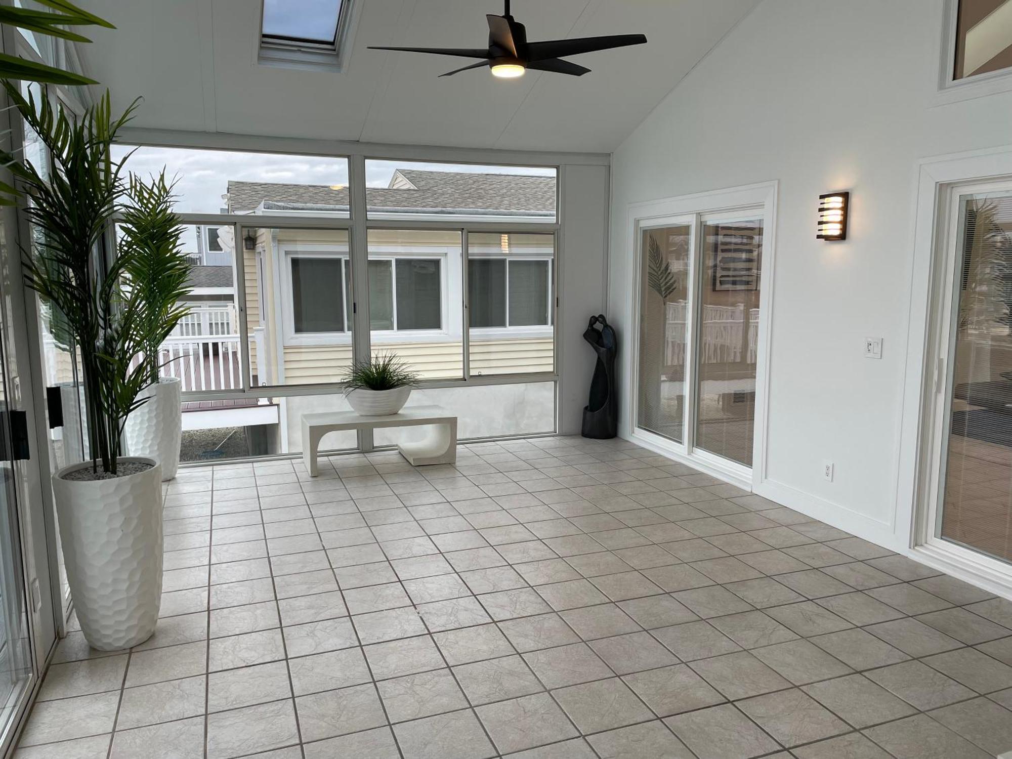Waterfront Home In Brick With Swimming Pool Access Shore Acres 외부 사진